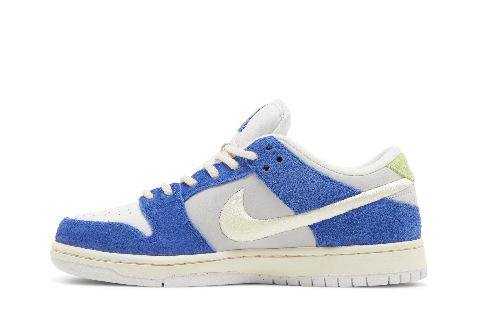 Fly Streetwear x Dunk Low Pro SB &