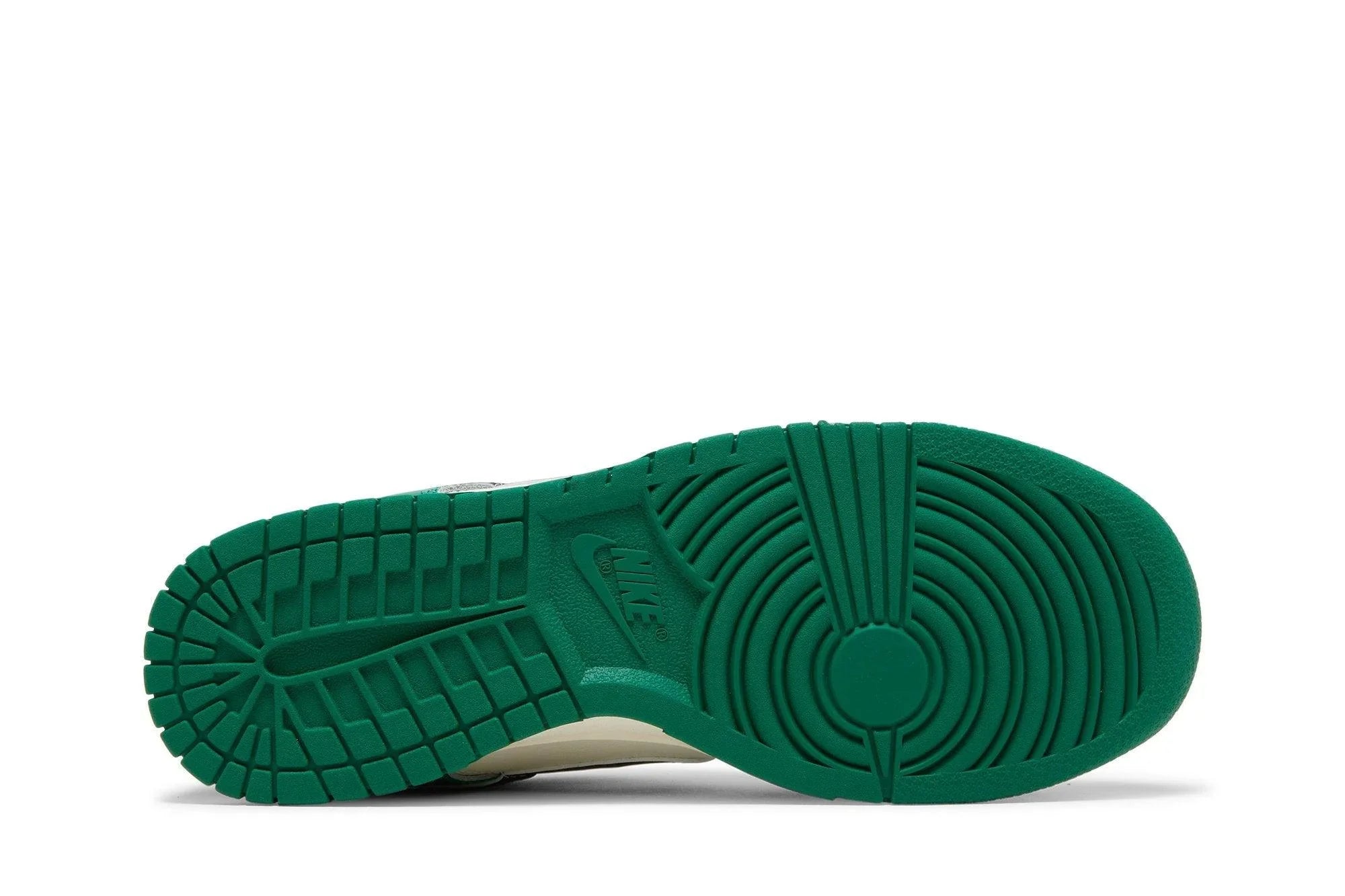 Nike Dunk Low SE Lottery Green