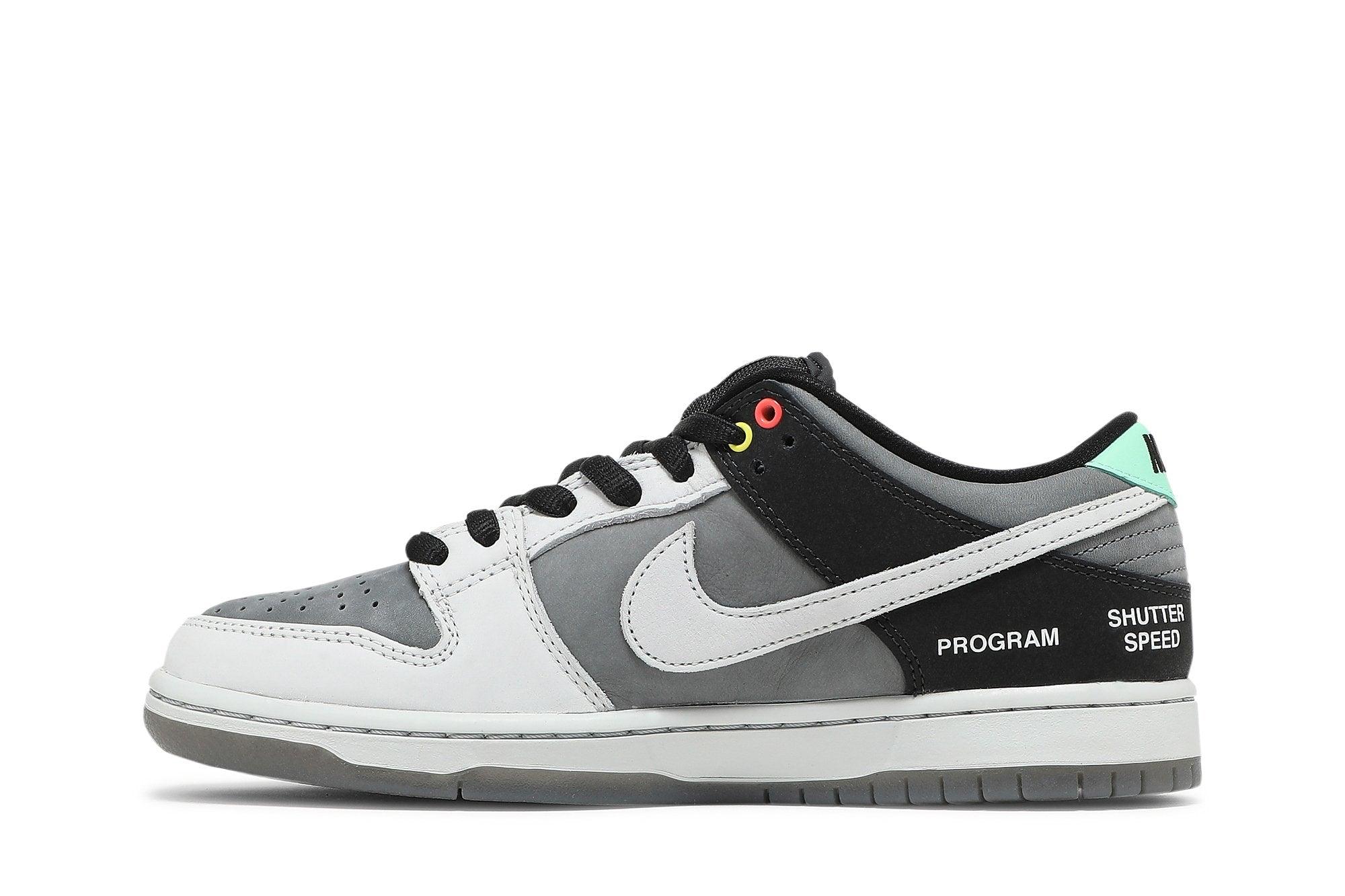 Nike SB Dunk Low VX 1000 Camcorder Gray