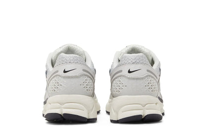 Nike Zoom Vomero 5 Photon Dust Metallic Silver Gray
