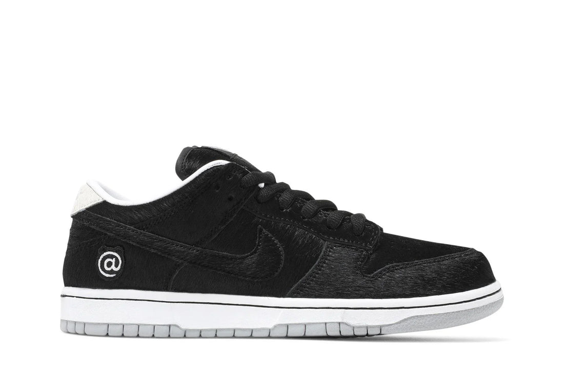 Medicom Toy x Nike SB Dunk Be@rbrick Black