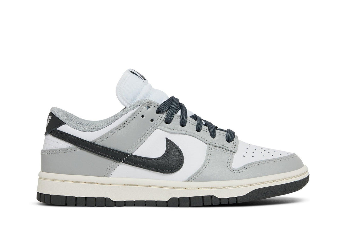Nike Dunk Low Light Smoke Gray