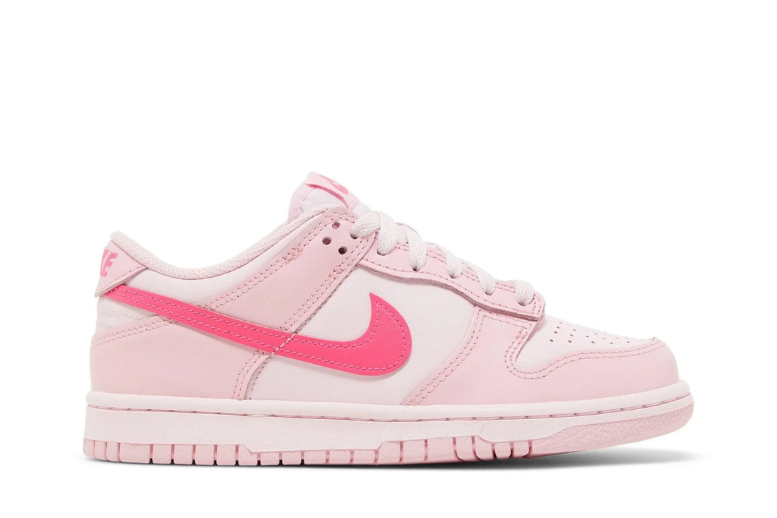 Nike Dunk Low Triple Pink
