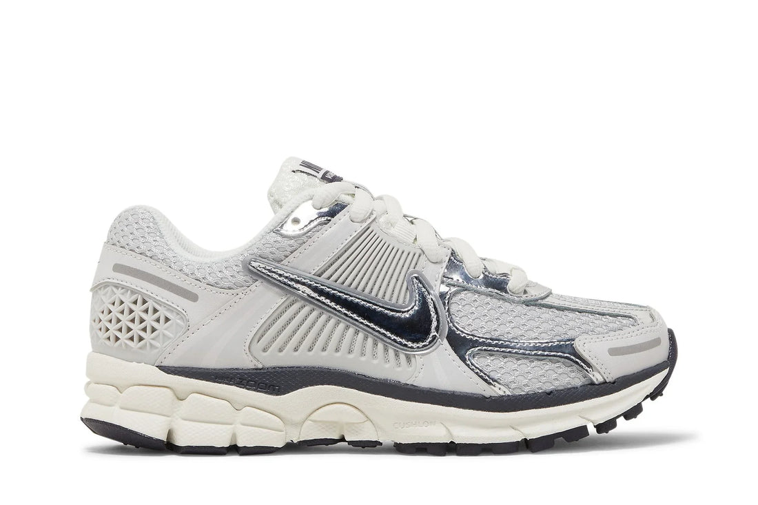 Nike Zoom Vomero 5 Photon Dust Metallic Silver Gray