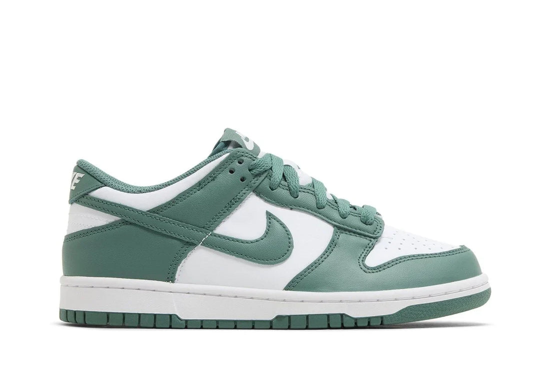 Nike Dunk Low Bicoastal Green Sneakers