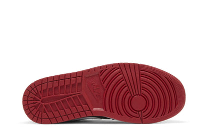 Air Jordan 1 Low Alternate Bred Toe Red