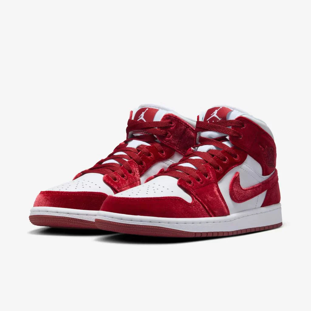 Air Jordan 1 Mid SE Red Velvet
