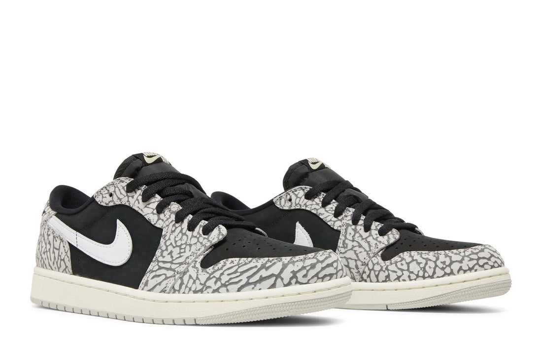 Air Jordan 1 Retro Low OG &