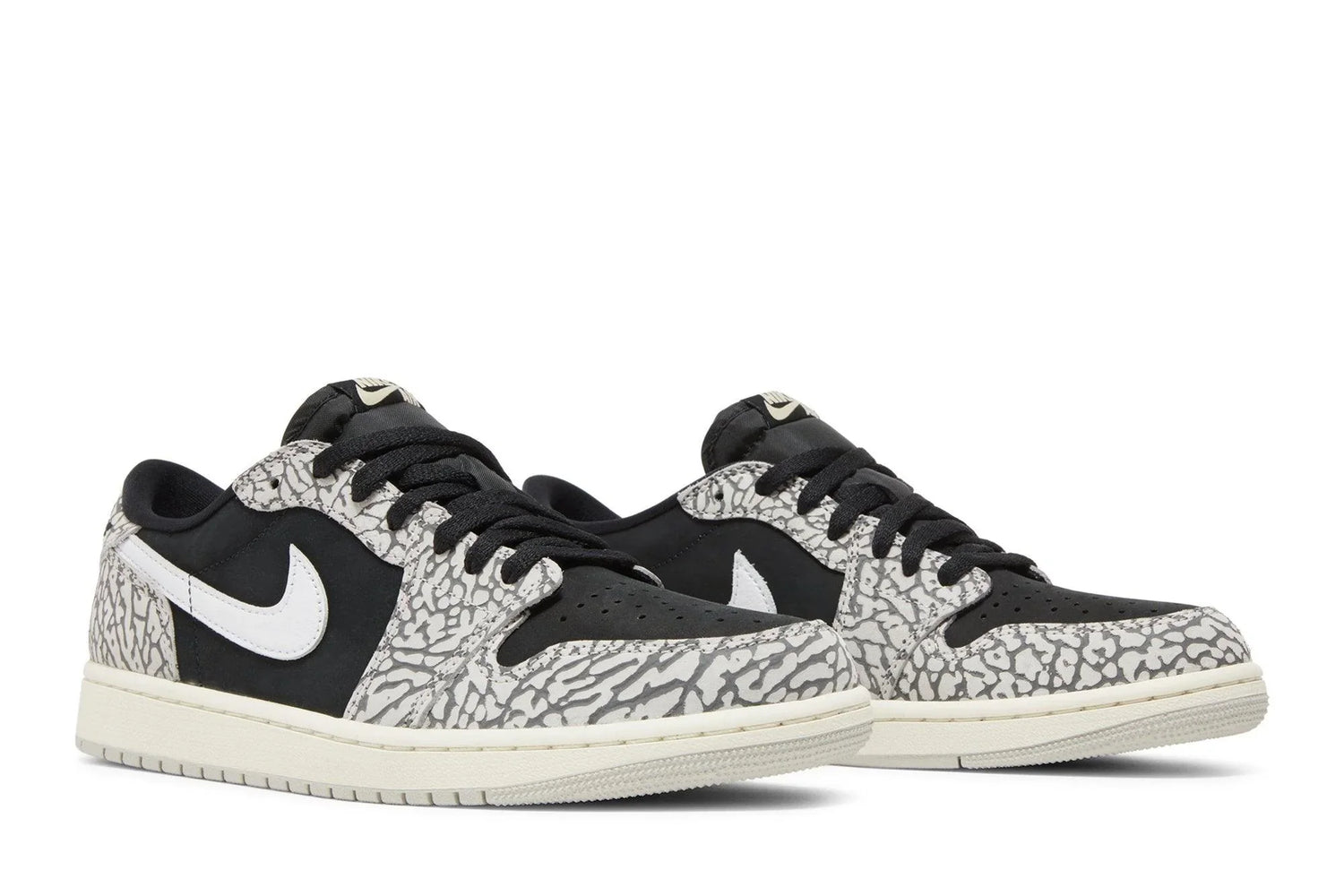 Air Jordan 1 Retro Low OG &