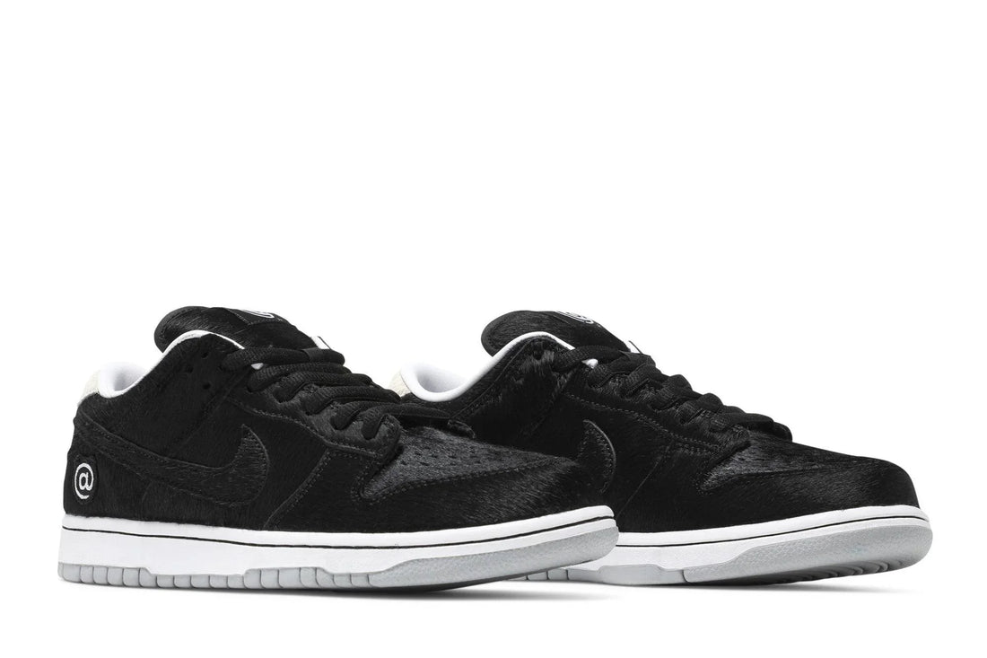 Medicom Toy x Nike SB Dunk Be@rbrick Black