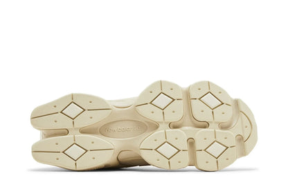New Balance 9060 Bone Sparrow Brown