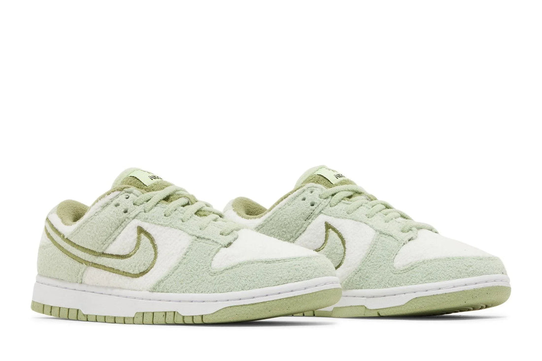 Nike Dunk Low SE Fleece Honeydew Green