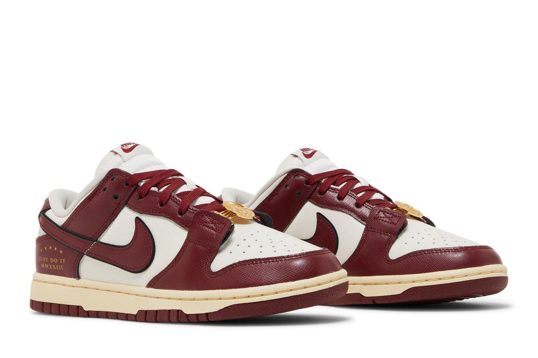 Nike Dunk Low SE Just Do It Team Red