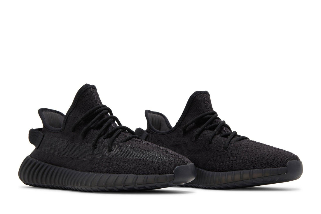 Yeezy Boost 350 V2 Onyx Black